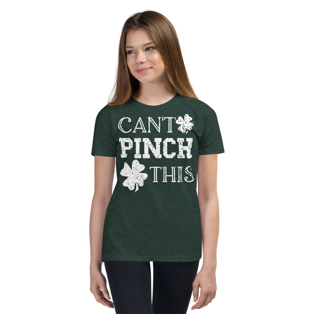 Cant Pinch This Kids Shirt, St Patrick’s Day Shirt Kids, St Patricks Tee, Funny Shirt for Kids, I Pinch Back Shirt, Green Shirt for Boys